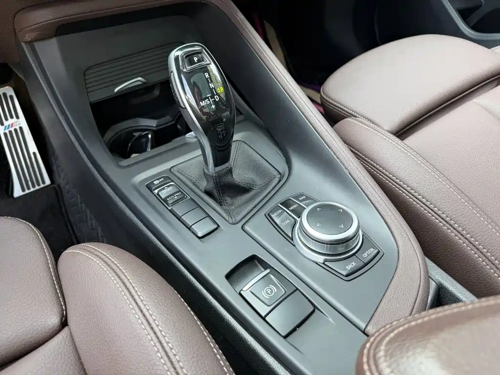 BMW X1 — миниатюра 9