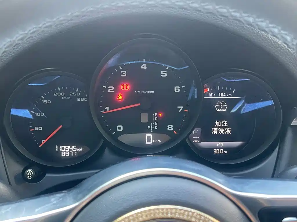 Porsche Macan — миниатюра 9