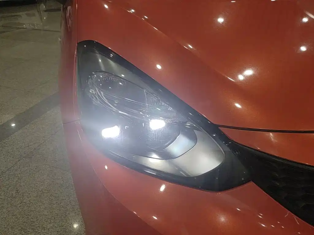 Honda Fit — миниатюра 8