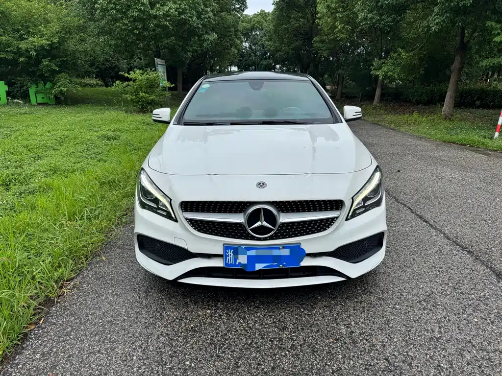 Mercedes-Benz CLA 2019 CLA 200 Fashion