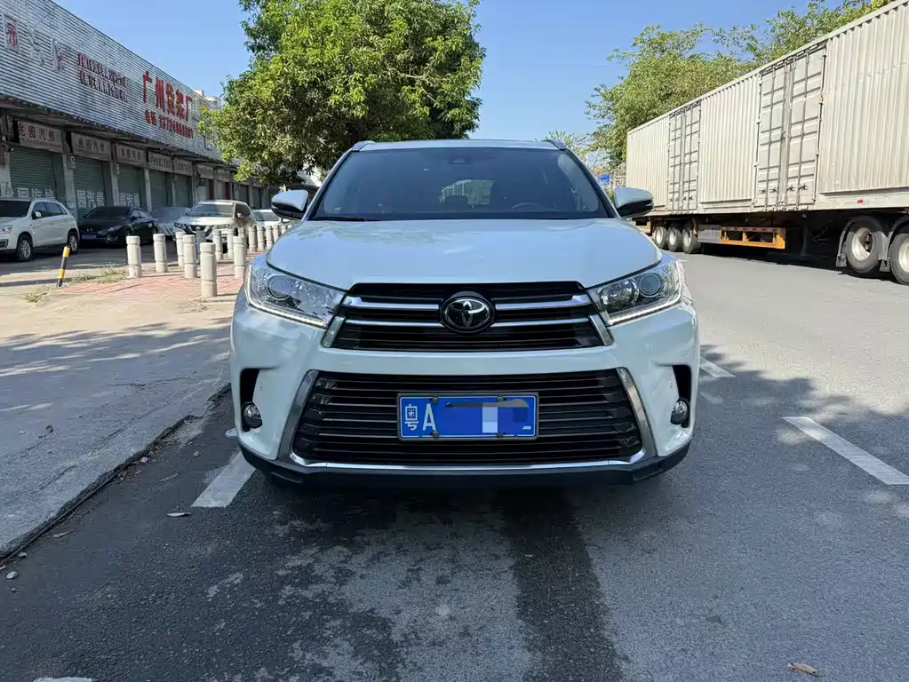 Toyota Highlander — миниатюра 2