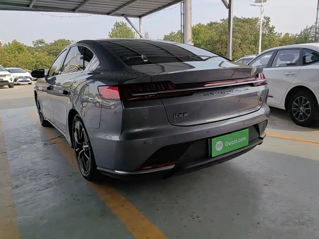 BYD Han — миниатюра 5