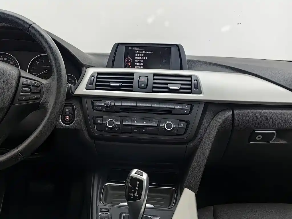BMW 3 Series — миниатюра 12