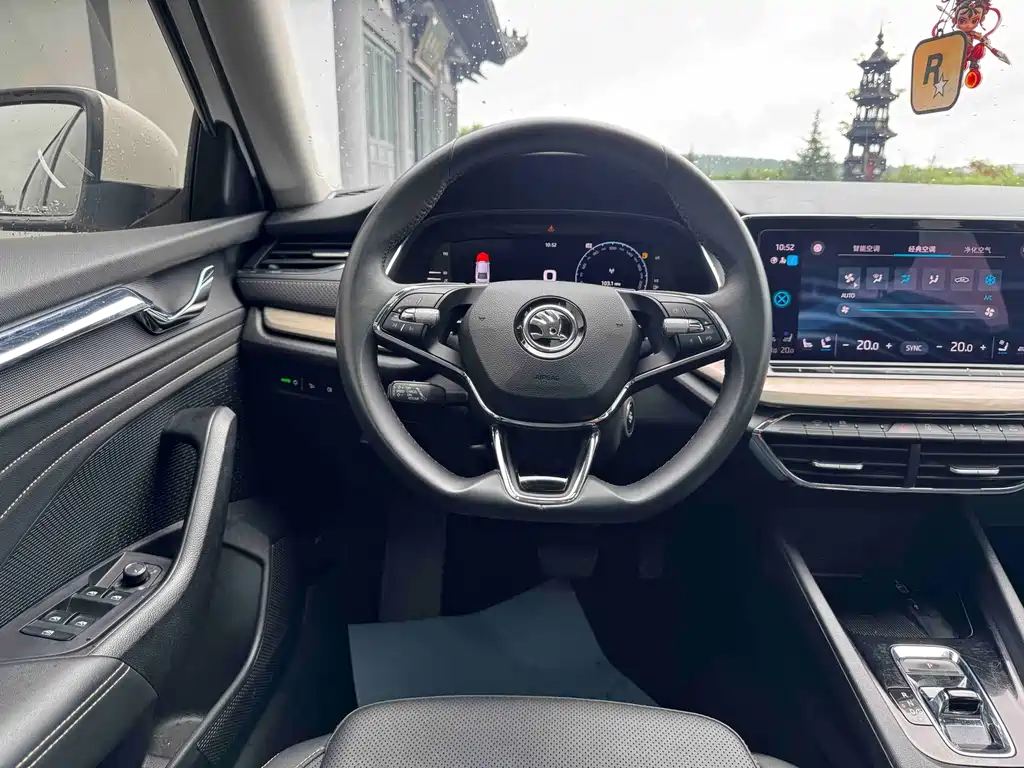 Skoda Octavia — миниатюра 17