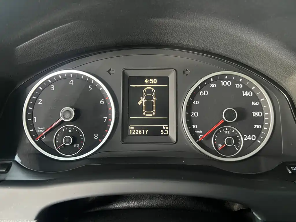 Volkswagen Tiguan — миниатюра 6