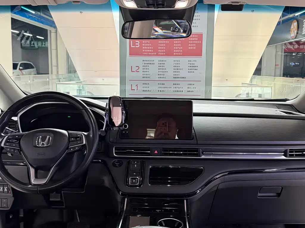 Honda Elysion 2024 2.0L e:HEV Luxury