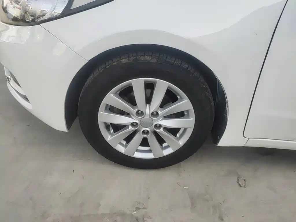 Kia K3 — миниатюра 23