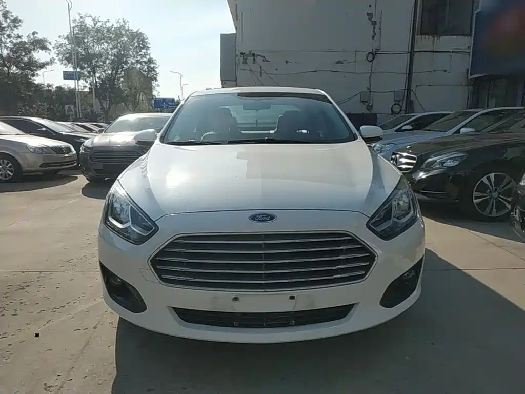 Ford Escort — миниатюра 3