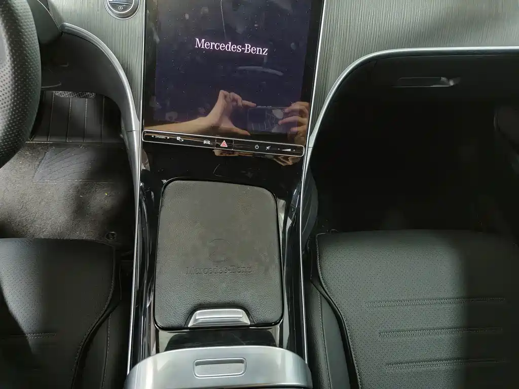 Mercedes-Benz C-Class — миниатюра 9