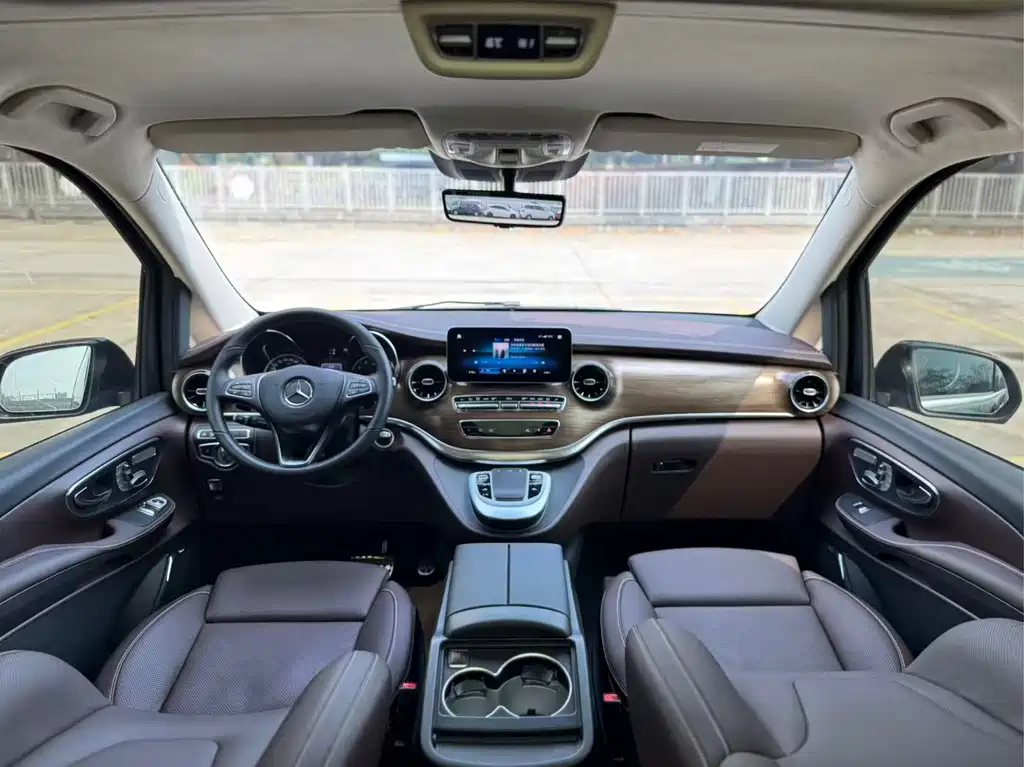 Mercedes-Benz V-Class — миниатюра 4
