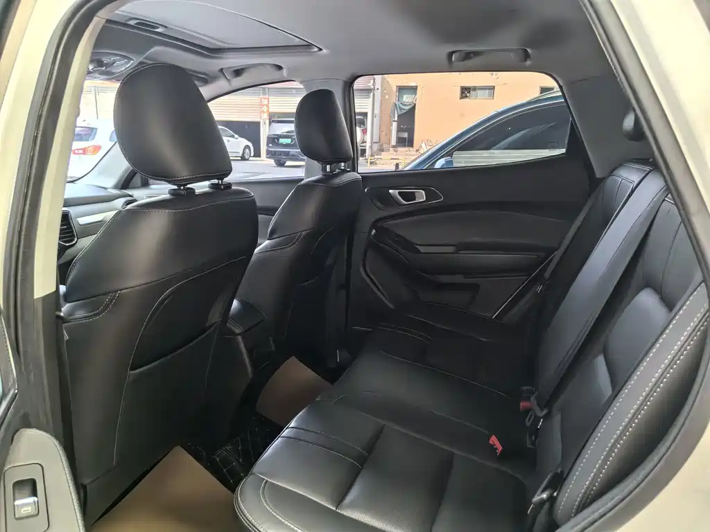 Chery Tiggo 5x HERO 1.5L CVT Luxury Edition, фото 9