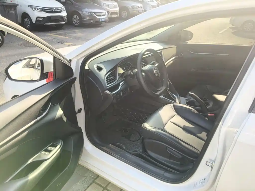 Buick Excelle — миниатюра 16