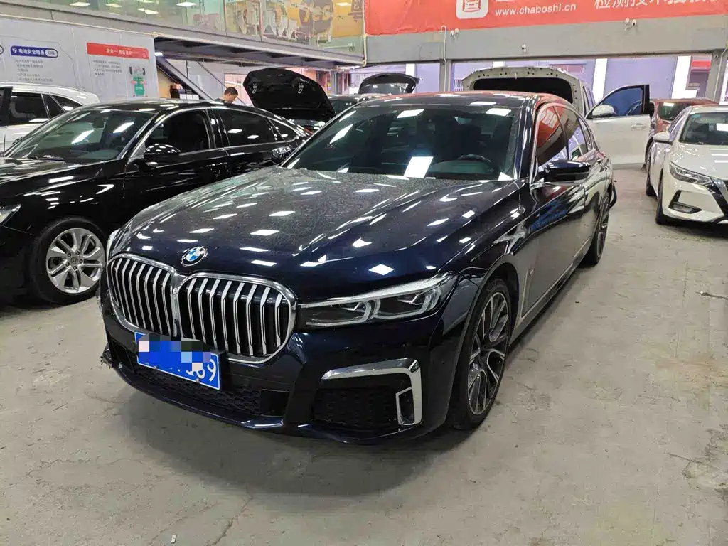 BMW 7 SERIES