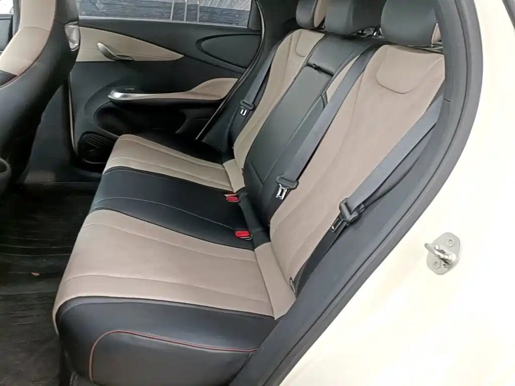 BYD Dolphin — миниатюра 17