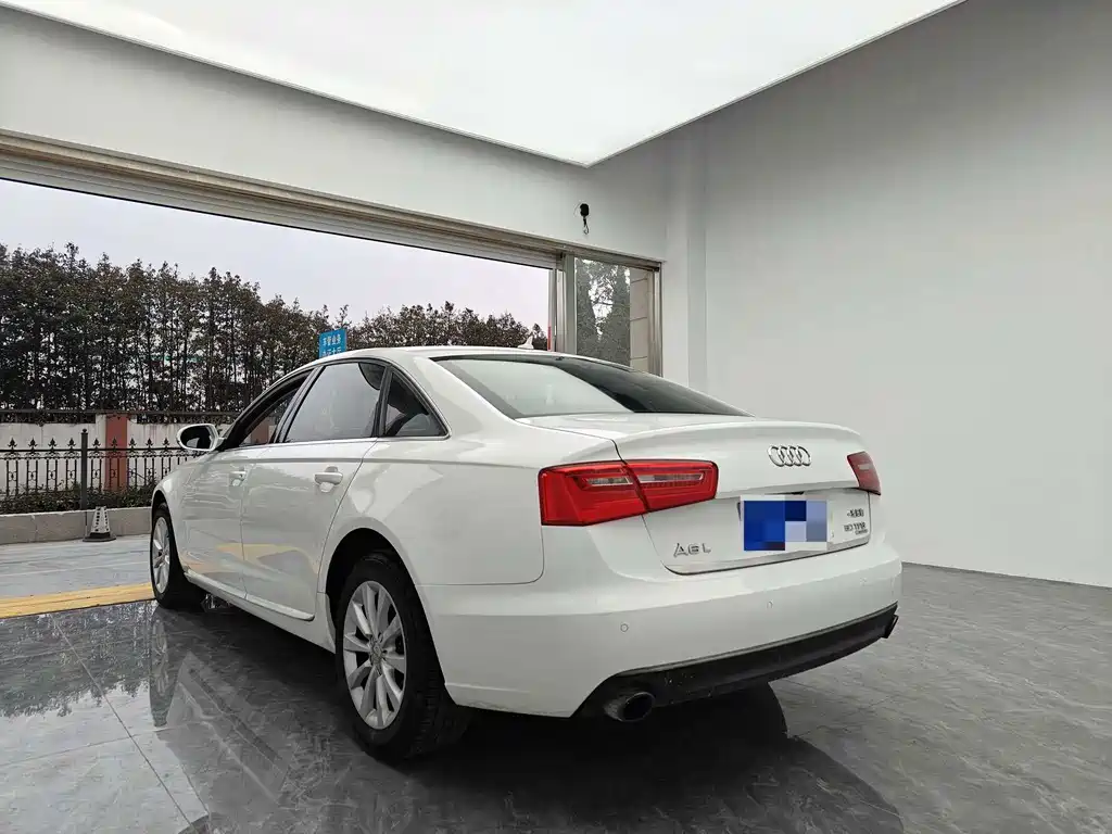 Audi A6L — миниатюра 5