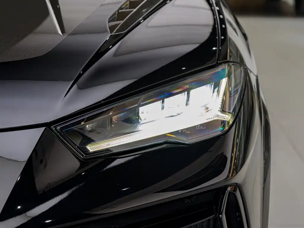 Lamborghini Urus — миниатюра 23