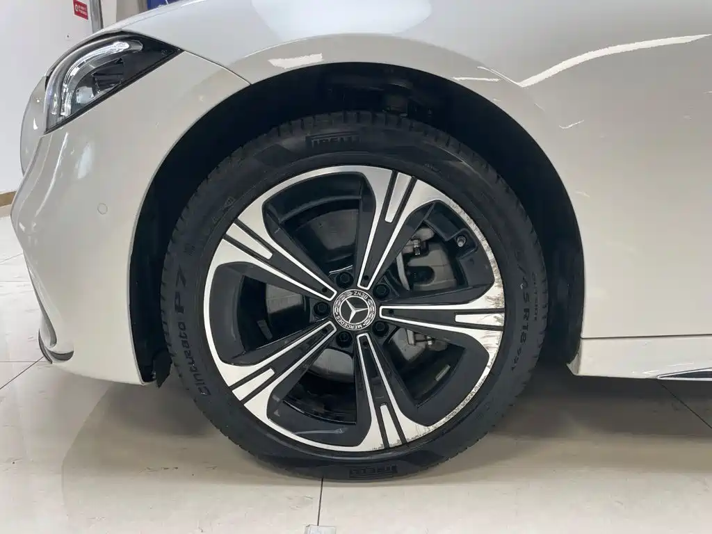 Mercedes-Benz C-Class — миниатюра 20