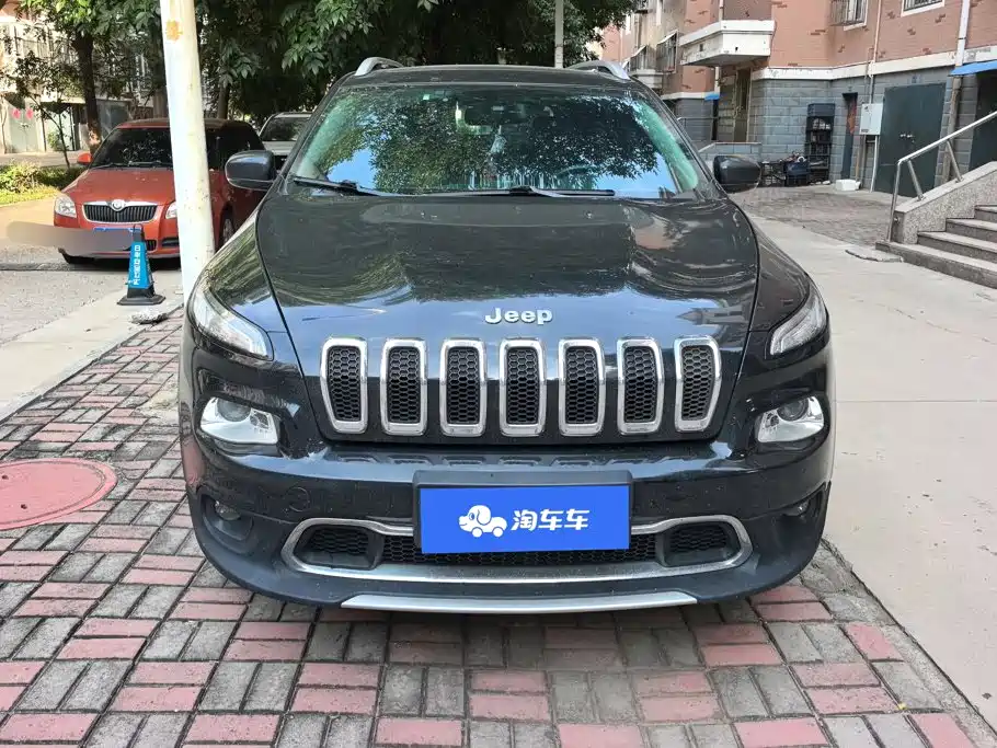Jeep Cherokee — миниатюра 2