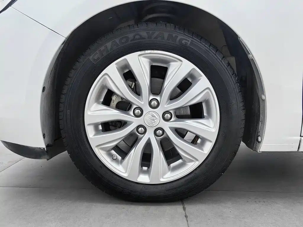 Buick Excelle — миниатюра 17