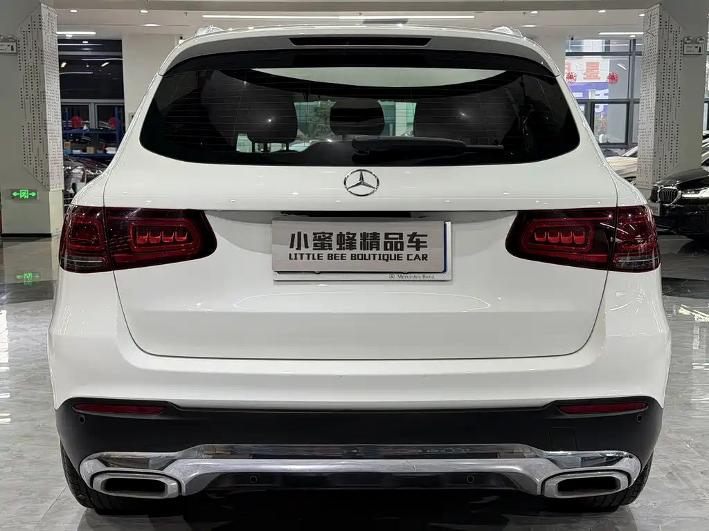 MERCEDES-BENZ GLC
