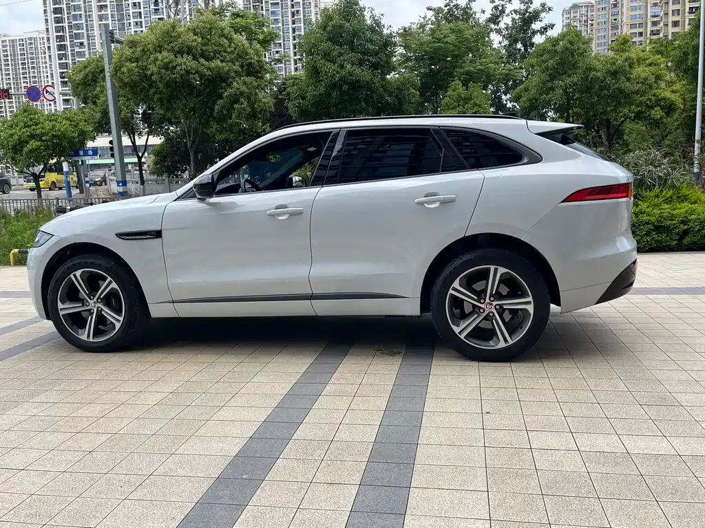 Jaguar F-Pace 2020 300-Sport Sport
