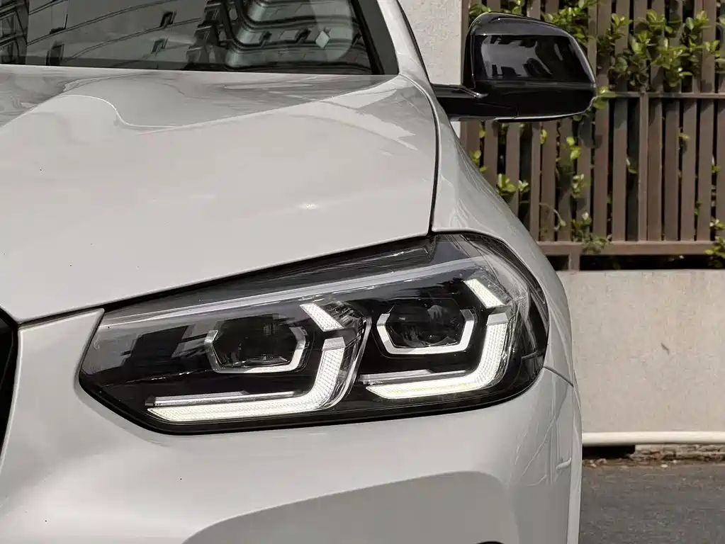 BMW X3 — миниатюра 7