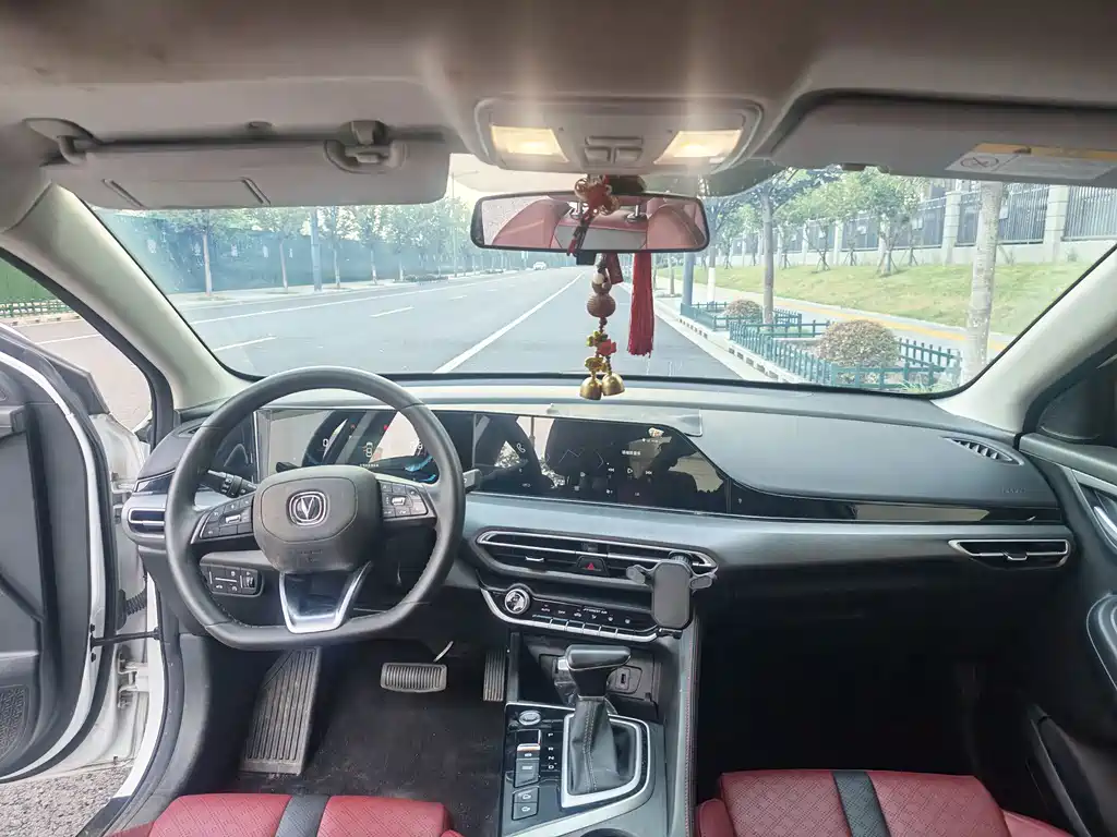 Changan Eado — миниатюра 10