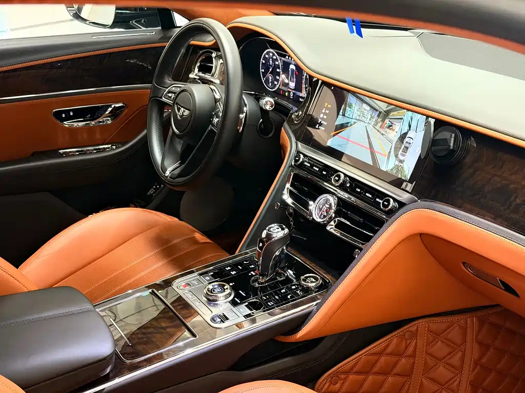 Bentley Flying Spur — миниатюра 22