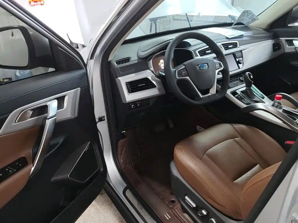 Geely Boyue — миниатюра 16