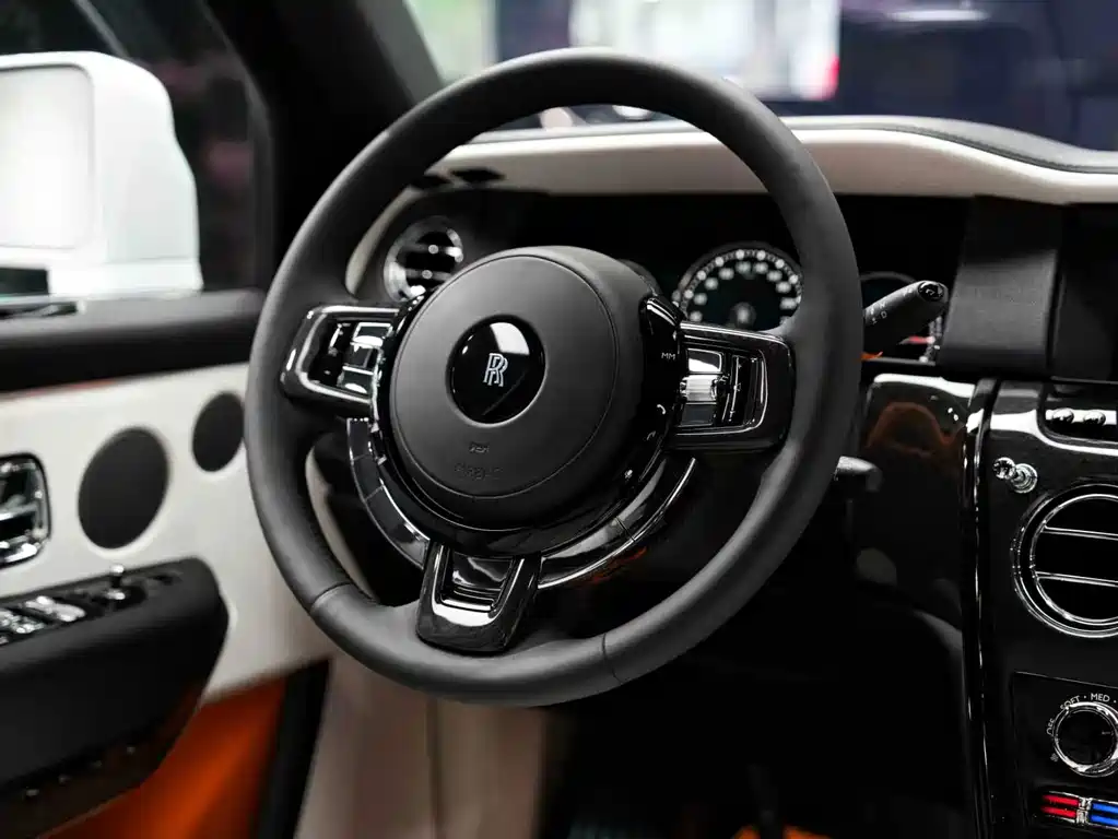 Rolls-Royce Cullinan — миниатюра 49