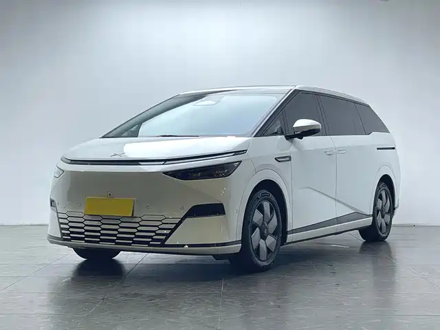 2024 Xpeng X9