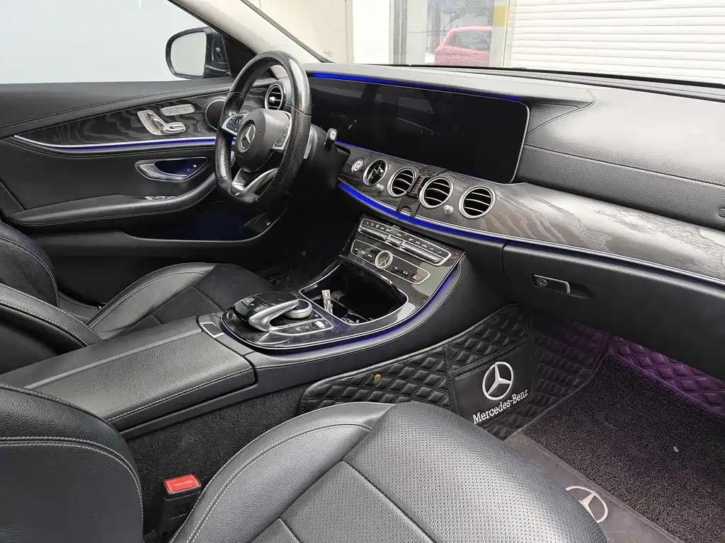 Mercedes-Benz E-Class — миниатюра 14
