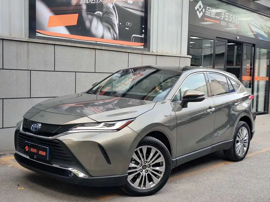 Toyota Harrier 2021