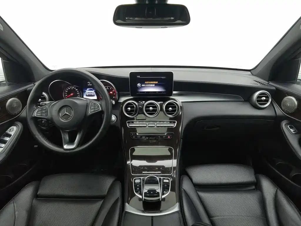 Mercedes-Benz GLC — миниатюра 5