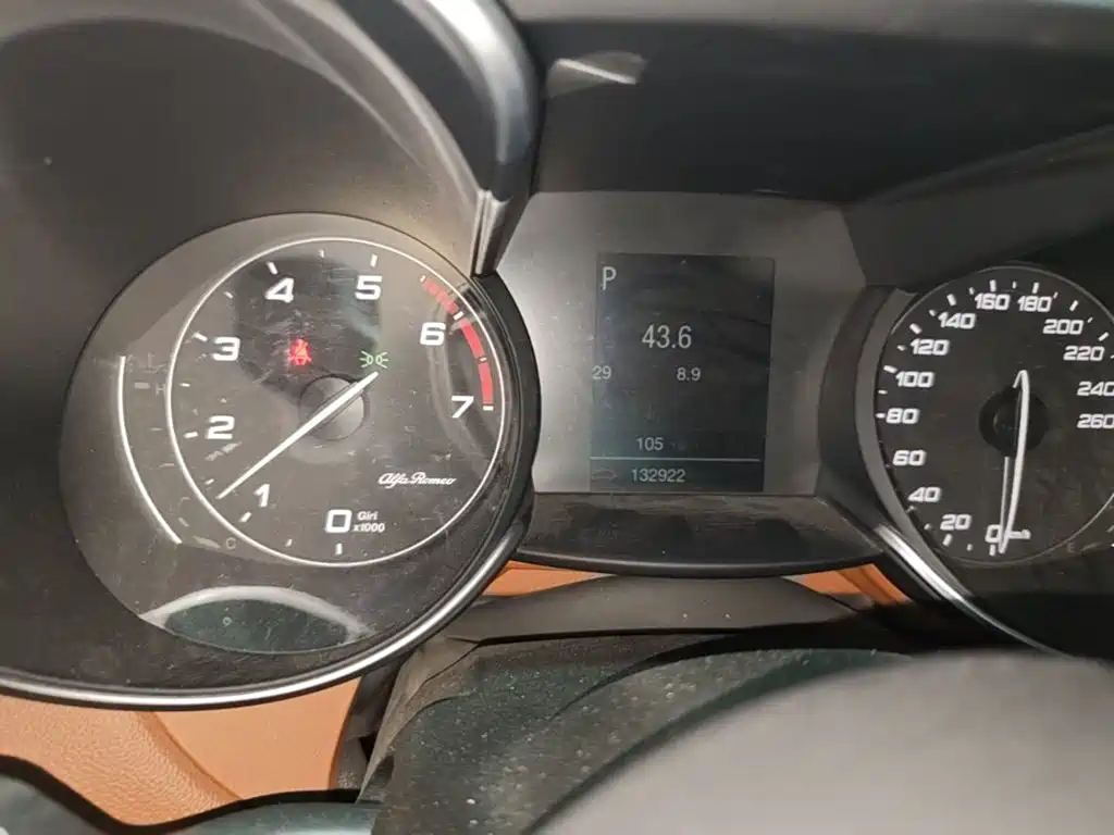 Alfa Romeo Giulia — миниатюра 12