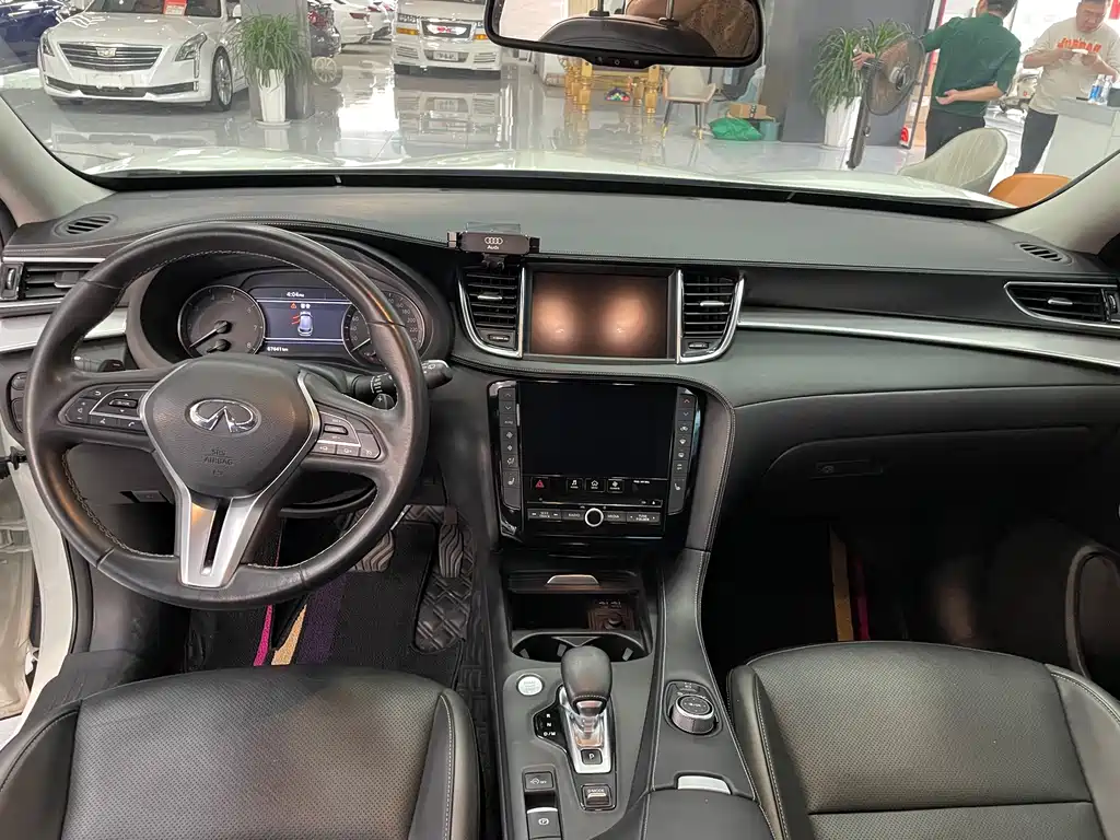 Infiniti QX50 — миниатюра 16
