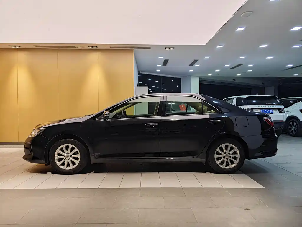 Toyota Camry 2016 2.0E Elite