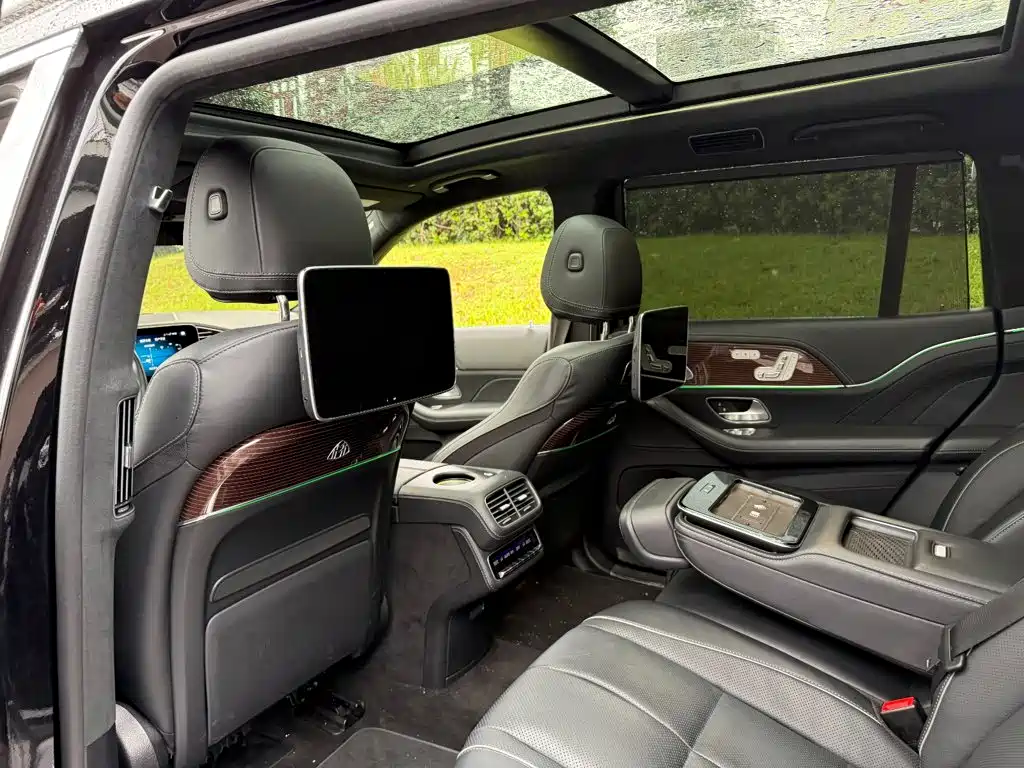 Mercedes-Benz GLS — миниатюра 11