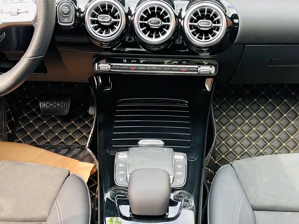 MERCEDES-BENZ A CLASS