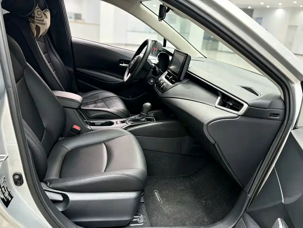 Toyota Corolla — миниатюра 8