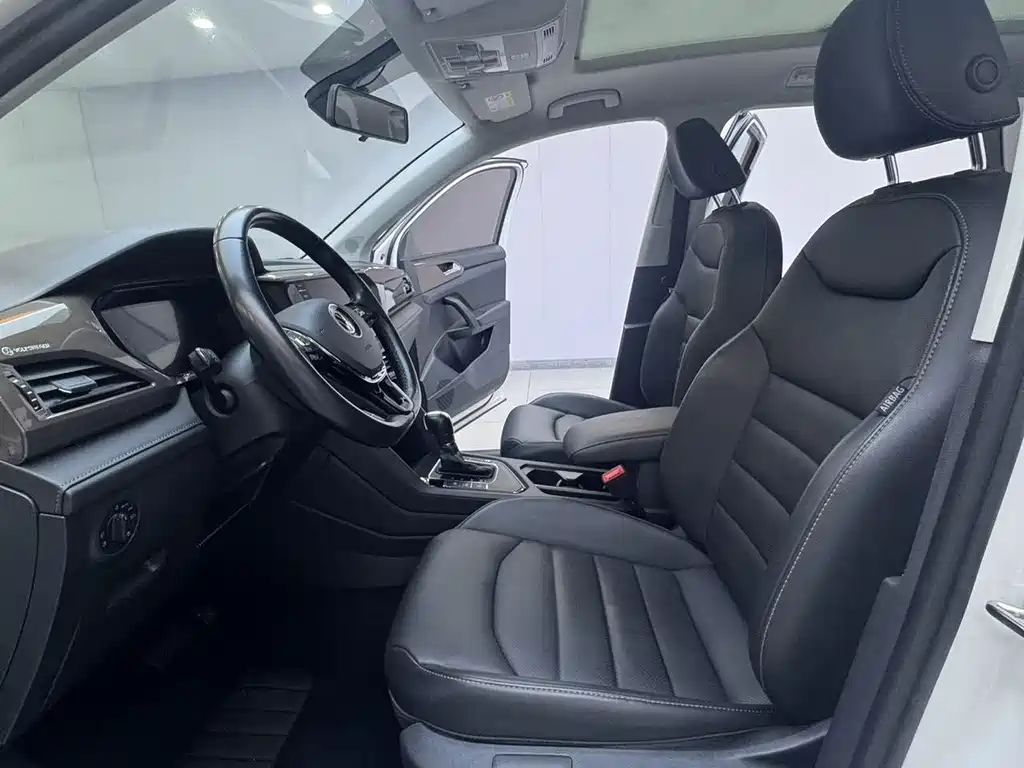 Volkswagen Tharu — миниатюра 11
