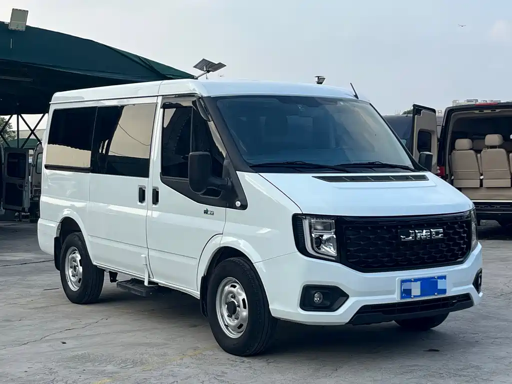 JMC JMC Fushun — миниатюра 3