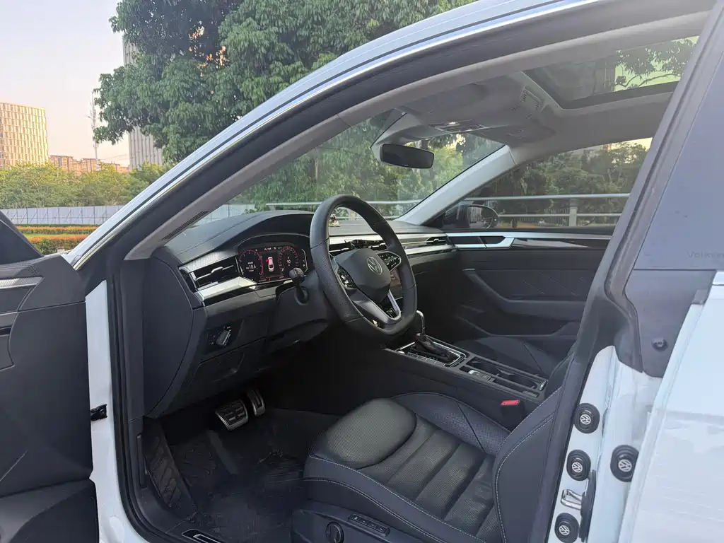 Volkswagen CC — миниатюра 7