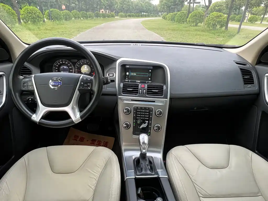 Volvo XC60 (Import) — миниатюра 13