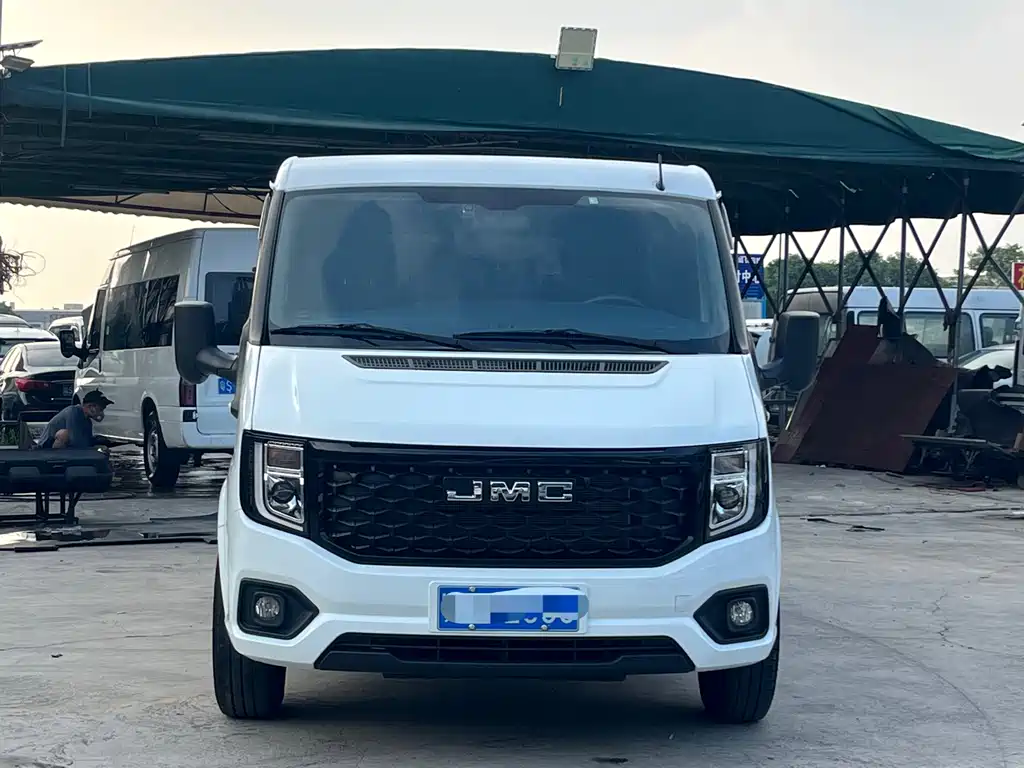 JMC JMC Fushun — миниатюра 2