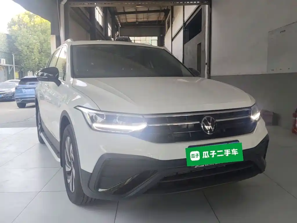 Volkswagen Tiguan L — миниатюра 4