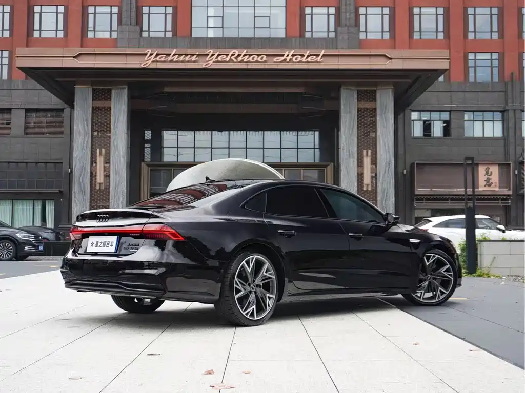 Audi A7L — миниатюра 3