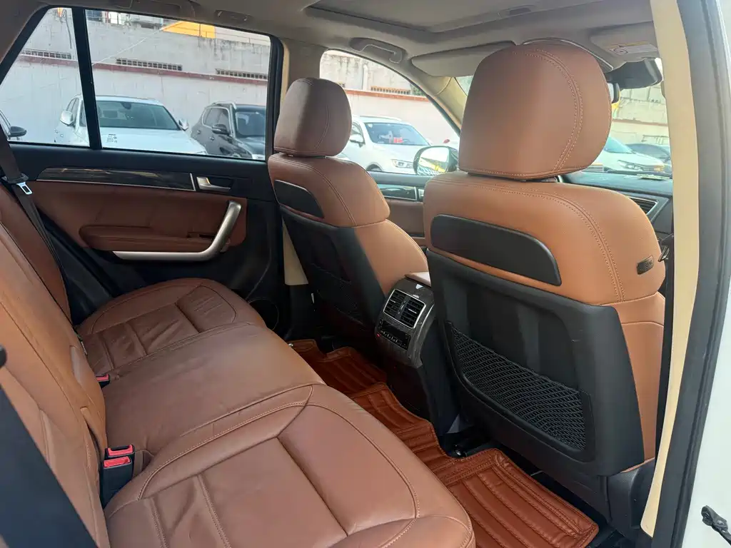 Haval H8 — миниатюра 4