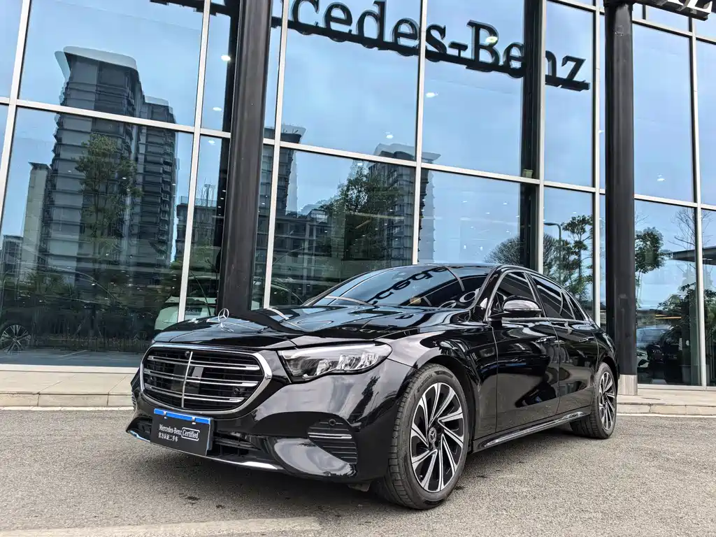 Mercedes-Benz E-Class 2024