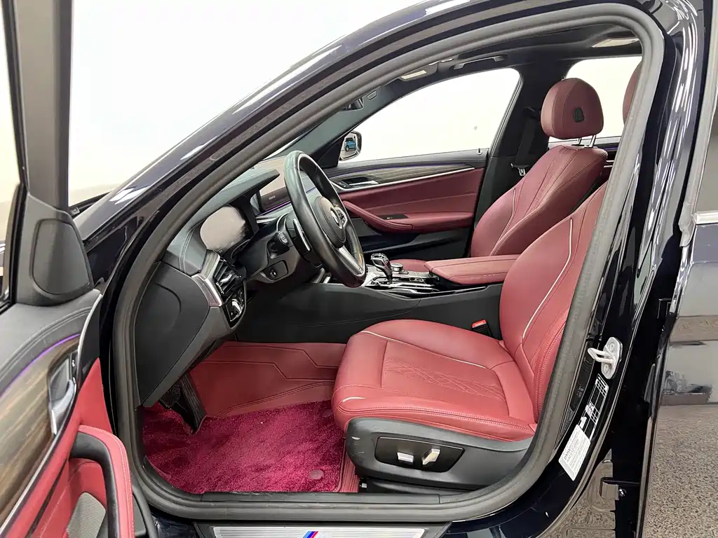 BMW 5 Series — миниатюра 10